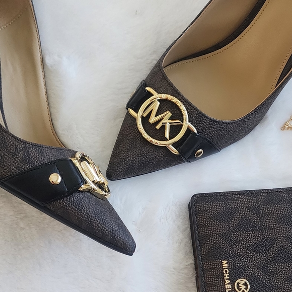 NEW🥰MICHAEL KORS RORY FLEX PUMP BLACK BROWN - Picture 6 of 11